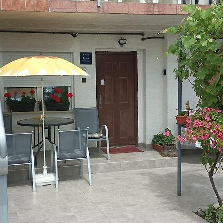 Apartman Tina ซาเกร็บ ภายนอก รูปภาพ
