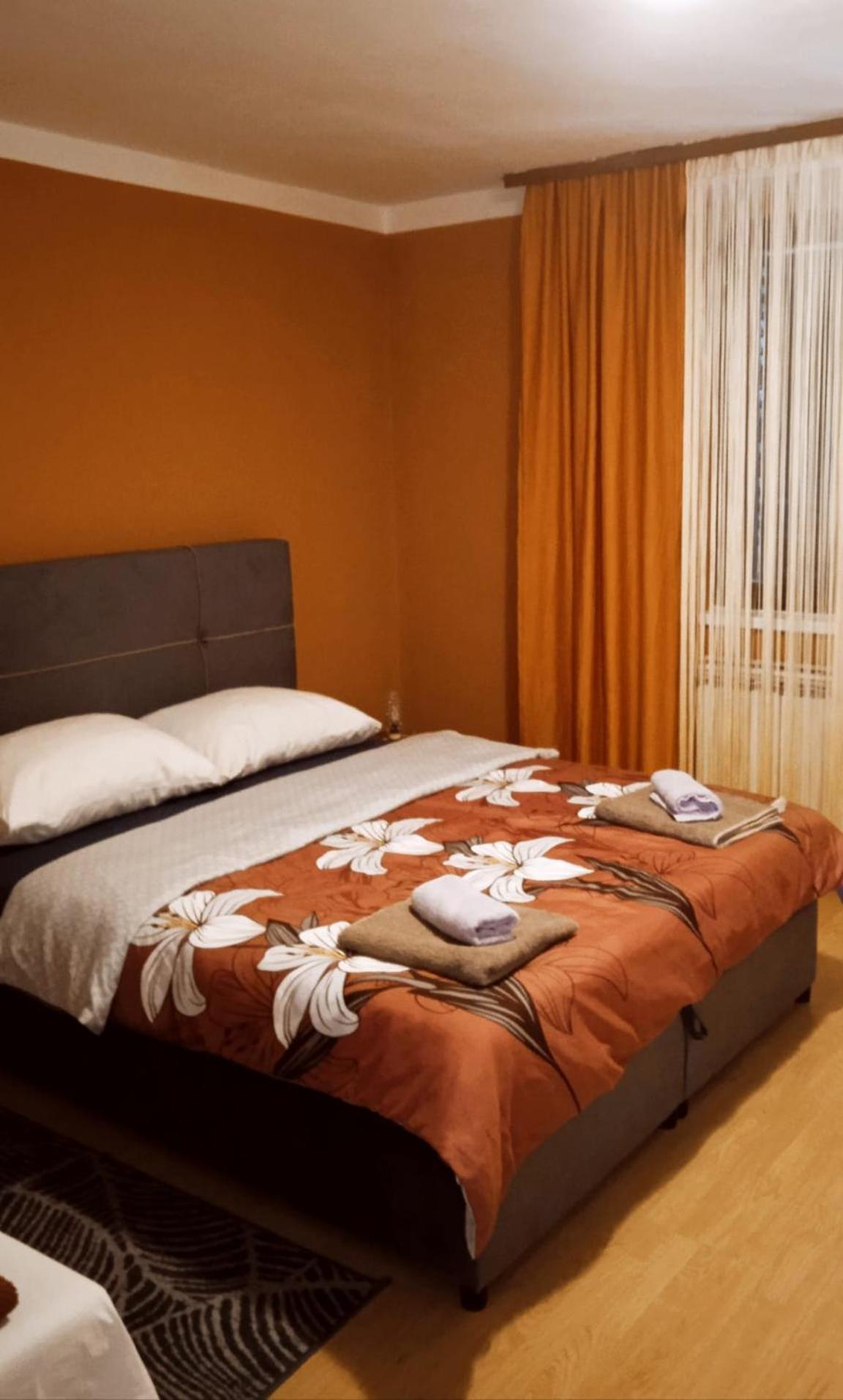 Apartman Tina ซาเกร็บ ภายนอก รูปภาพ