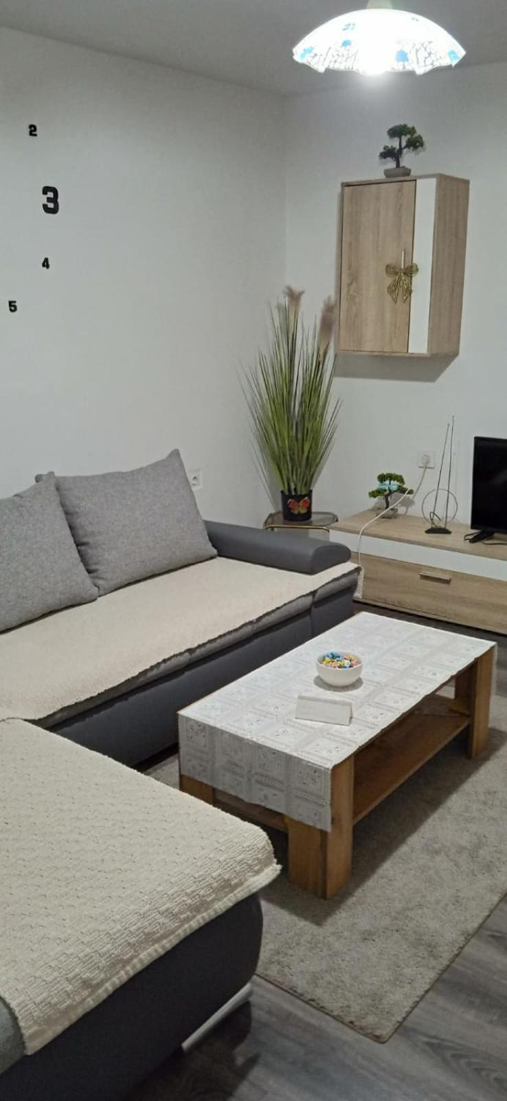 Apartman Tina ซาเกร็บ ภายนอก รูปภาพ